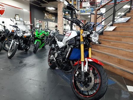 ヤマハ XSR900 XSR900 2