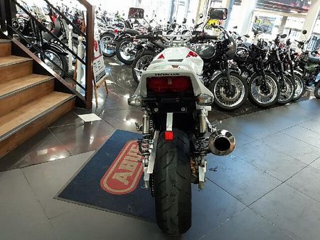 ホンダ CB1300スーパーフォア CB1300SF 4