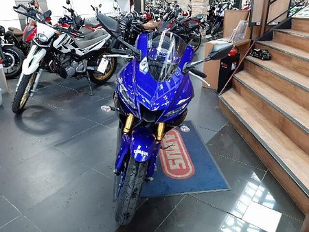 ヤマハ YZF-R25 YZF-R25 2