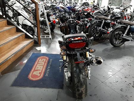 ホンダ CB1300スーパーボルドール CB1300SB 4