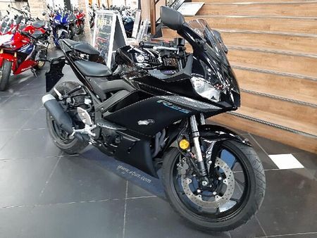 ヤマハ YZF-R25 YZF-R25 2