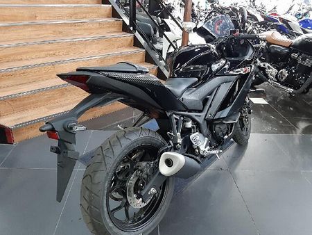 ヤマハ YZF-R25 YZF-R25 3