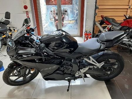 ホンダ CBR250RR (MC51) CBR250RR 3