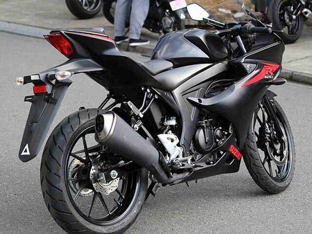 スズキ GSX-R125 GSX-R125ABS 6