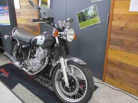 ヤマハ SR400 SR400FE 2
