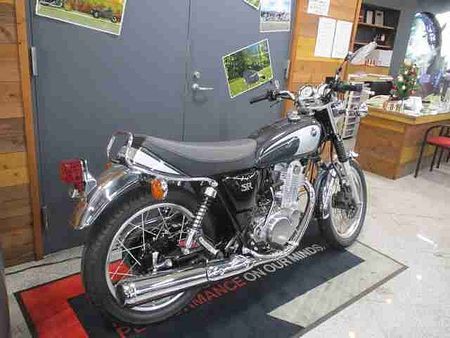 ヤマハ SR400 SR400FE 5