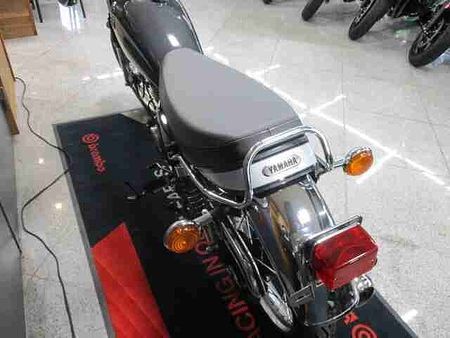 ヤマハ SR400 SR400FE 6