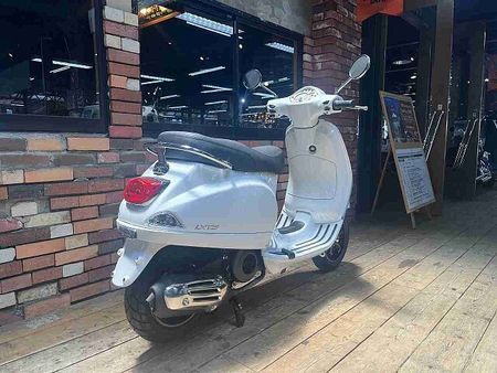 ベスパ LX125 LX125 3