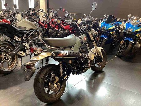 ホンダ ダックス125 DAX125 3