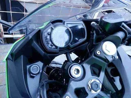 カワサキ ニンジャ 400 Ninja400 KRT 4
