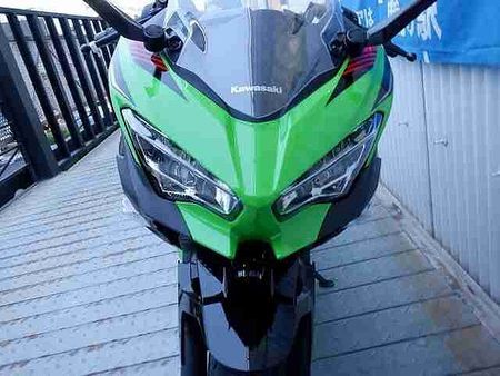 カワサキ ニンジャ 400 Ninja400 KRT 6