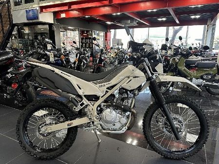 カワサキ KLX230 シェルパ 【新車在庫あり】即納可能です! KLX230シェルパ 1