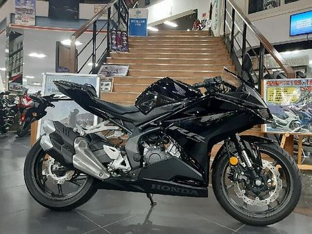 ホンダ CBR250RR (MC51) CBR250RR 1