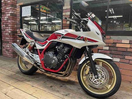ホンダ CB400スーパーボルドール CB400SB 2