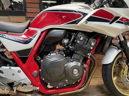 ホンダ CB400スーパーボルドール CB400SB 5