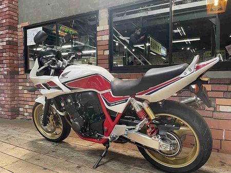 ホンダ CB400スーパーボルドール CB400SB 8