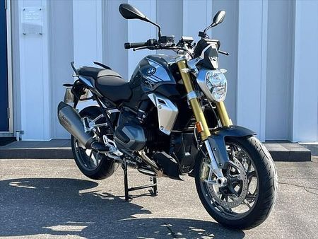 BMW R1250R ご自宅迄の配送料全国どこでも¥22,000円(税込)で、お届け可能です。※離島は除く 17