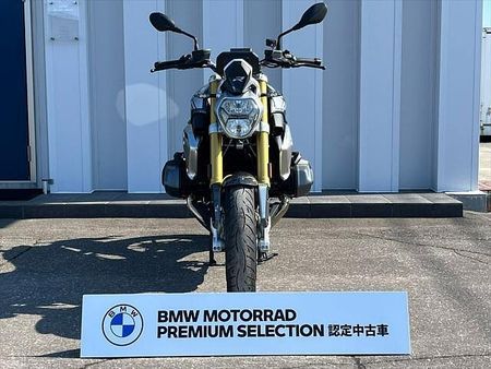 BMW R1250R ご自宅迄の配送料全国どこでも¥22,000円(税込)で、お届け可能です。※離島は除く 3