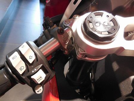 ドゥカティ PANIGALE V2 【新車在庫あり】即納可能です! メーカー完売車! 7