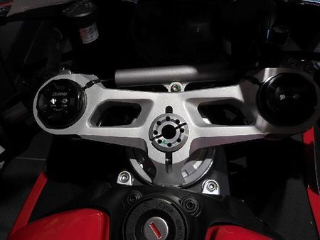ドゥカティ PANIGALE V2 【新車在庫あり】即納可能です! メーカー完売車! 8