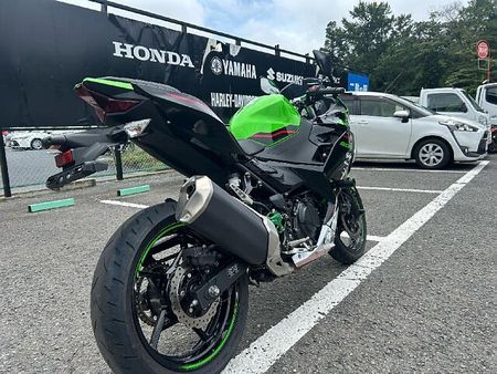 カワサキ ニンジャ 400 Ninja400KRT 3