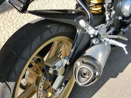 ヤマハ YZF-R125 フランスYAMAHA製 最新FI仕様の水冷単気筒エンジン!!便利なヘルメットホルダー付きです★ 10