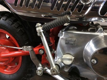 ホンダ モンキー モンキー 40thアニバーサリーモデル!小柄で愛らしい車体! 26