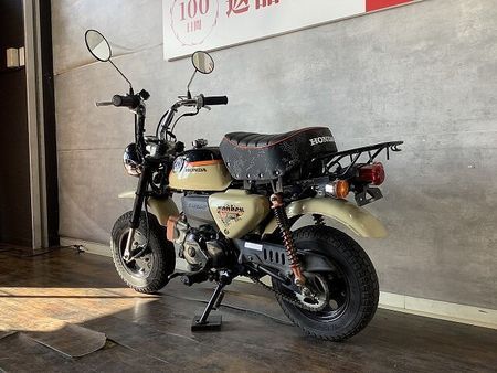 ホンダ モンキー モンキー オフロード感あふれる限定カラーの1台! 5