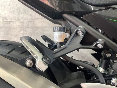 カワサキ ニンジャ 400 NINJA400 シートカスタム スライダー付き マウントバー付き 27