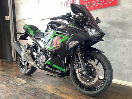 カワサキ ニンジャ 400 NINJA400 シートカスタム スライダー付き マウントバー付き 3