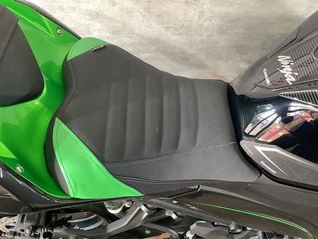 カワサキ ニンジャ 400 NINJA400 シートカスタム スライダー付き マウントバー付き 36