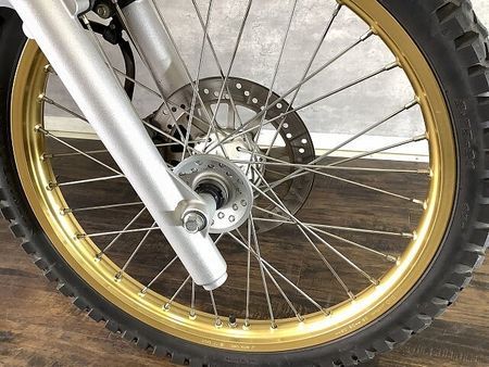 ヤマハ セロー 250 セロー250 オンでもオフでもタフな性能を発揮し小回りのきく相棒 26