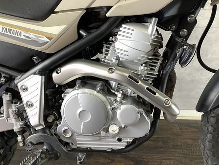 ヤマハ セロー 250 セロー250 オンでもオフでもタフな性能を発揮し小回りのきく相棒 9