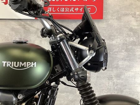トライアンフ SCRAMBLER ストリートスクランブラー スクリーン USB サドルバック付き 18