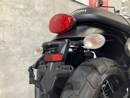 トライアンフ SCRAMBLER ストリートスクランブラー スクリーン USB サドルバック付き 40
