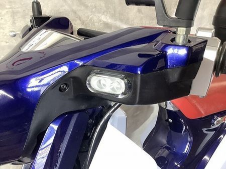 ホンダ スーパーカブC125 【マル得】C125 リアキャリア リアボックス マルチバー USB付き 2022年モデル 11