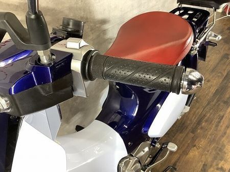 ホンダ スーパーカブC125 【マル得】C125 リアキャリア リアボックス マルチバー USB付き 2022年モデル 13