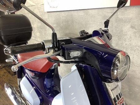 ホンダ スーパーカブC125 【マル得】C125 リアキャリア リアボックス マルチバー USB付き 2022年モデル 37