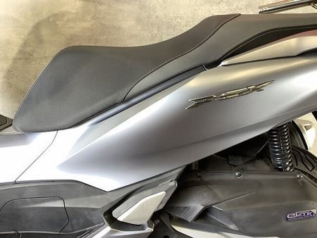 ホンダ PCX125 PCX 2021年モデル バックレスト付き 36