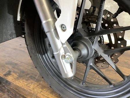 ホンダ ADV150 ADV150 スクリーン グリップヒーター ナックルガード リアキャリア装備 2020年モ 23