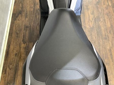 ホンダ ADV150 ADV150 スクリーン グリップヒーター ナックルガード リアキャリア装備 2020年モ 26