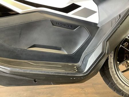 ホンダ ADV150 ADV150 スクリーン グリップヒーター ナックルガード リアキャリア装備 2020年モ 30