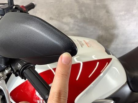 ホンダ CB1300スーパーフォア CB1300SF リアボックス付き ステップカスタム 19