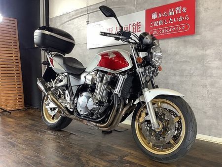 ホンダ CB1300スーパーフォア CB1300SF リアボックス付き ステップカスタム 2