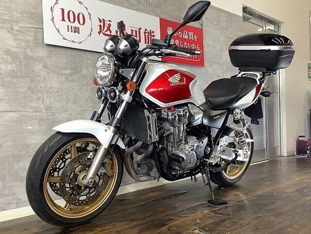 ホンダ CB1300スーパーフォア CB1300SF リアボックス付き ステップカスタム 3