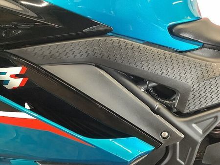 ヤマハ YZF-R3 YZF-R3 フェンダーレス ヘルメットホルダー付き 2021年モデル ワンオーナー 37
