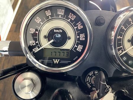 カワサキ W800 v800 ナックルガード エンジンガード リアキャリア サドルバッグサポート装備 7