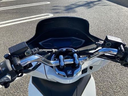 ホンダ PCX160 23