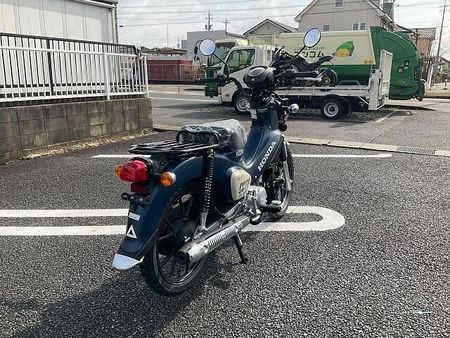ホンダ クロスカブ110 通勤通学をツーリングに変えてくれる車両です。 11