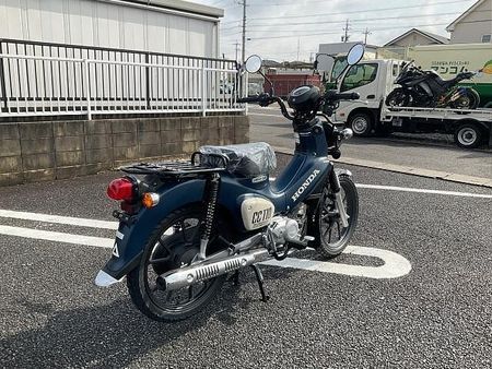 ホンダ クロスカブ110 通勤通学をツーリングに変えてくれる車両です。 12